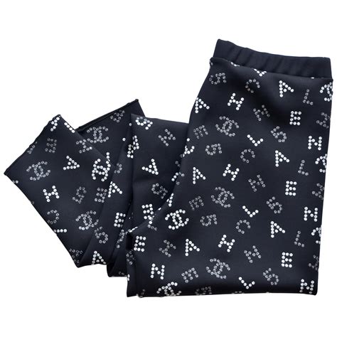 chanel leggins blau kurz|chanel trousers and shorts.